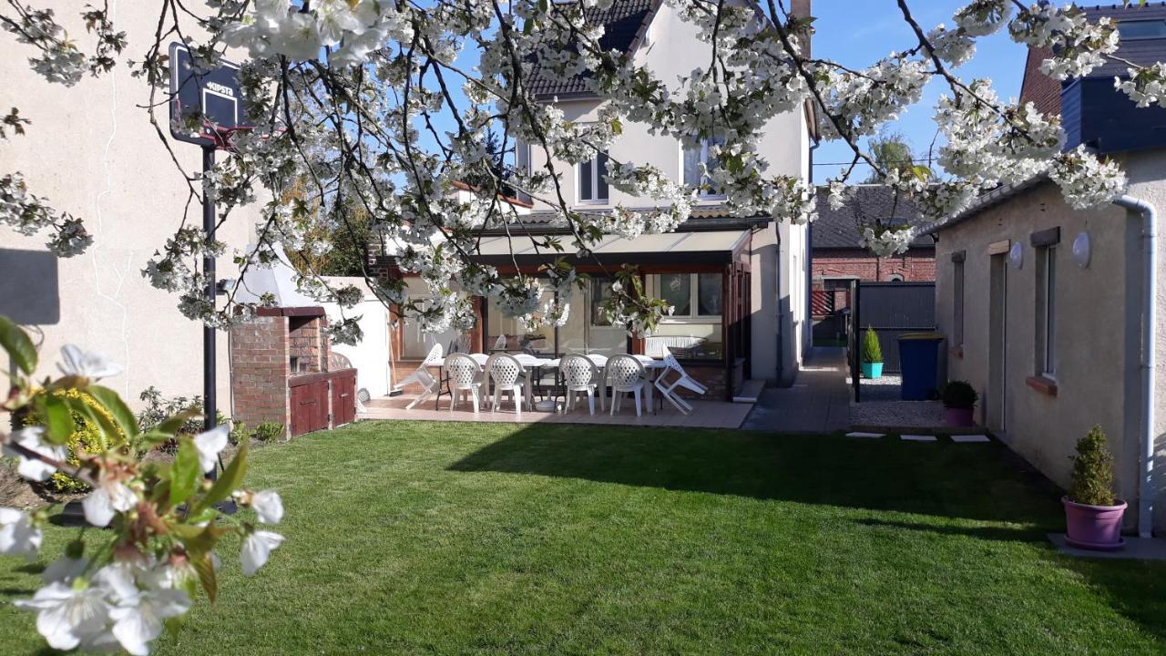 Le Gite Du Magnolia Willerval Exteriör bild